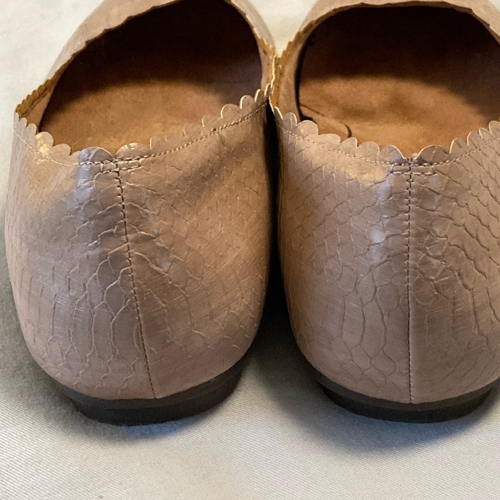 Vionic Julieta Nude Ballet Flats, size 6.5, wide, excellent condition - Picture 5 of 5